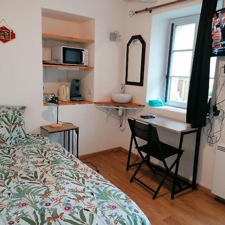 Mini Garni Vendemiaire Lägenhet Vesoul Exteriör bild